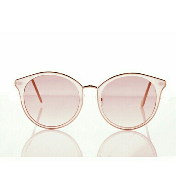 Accessories - Round cat eye sunglasses